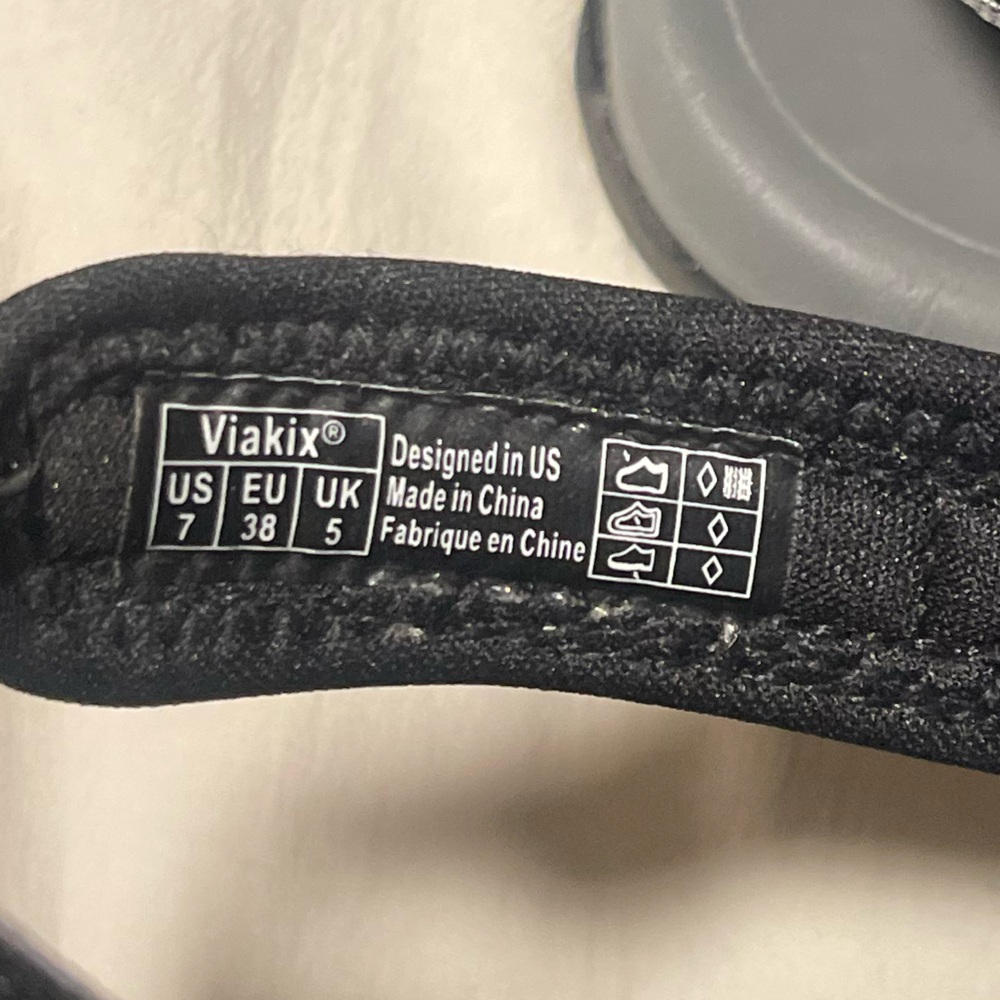VIAKIX Acadia Size 7 Black Adjustable Strappy Slingback Hiking Water Sandals - Picture 6 of 6